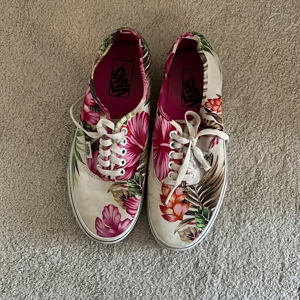Floral Vans size 8 womens / 6.5 mens. Gently worn